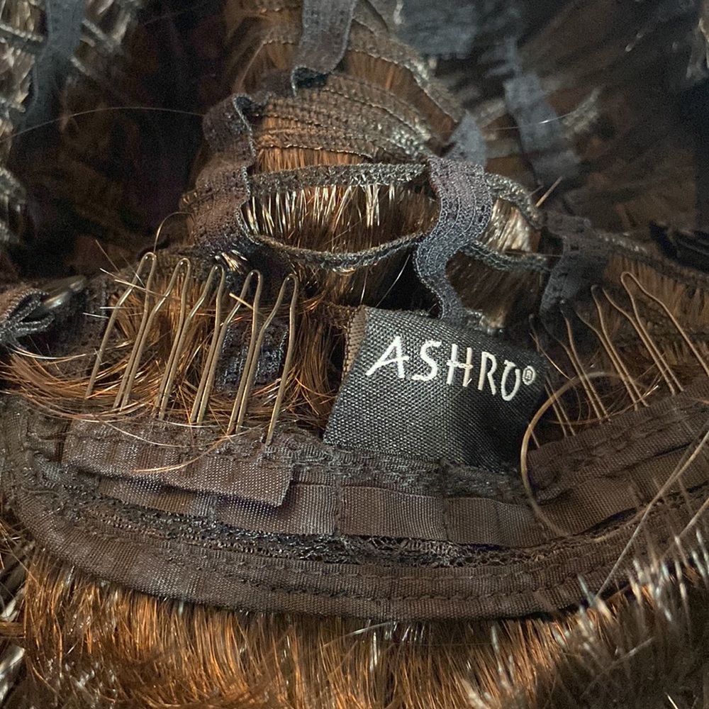 ASHRO WIG - Picture 8 of 13